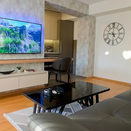Apartment Luxury Living By Dazzie